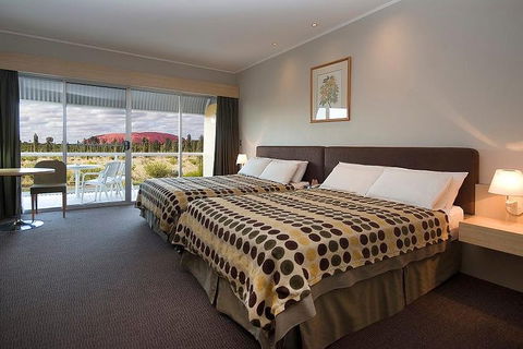 3-Day Uluru-Kata Tjuta And Kings Canyon 4WD Small-Group Eco-Tour From Alice Springs - QLD Tourism 0