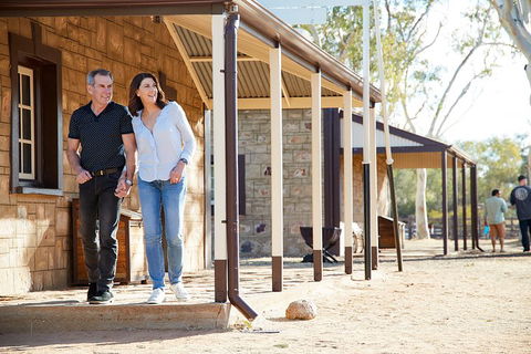 Alice Springs Highlights Tour - QLD Tourism 0