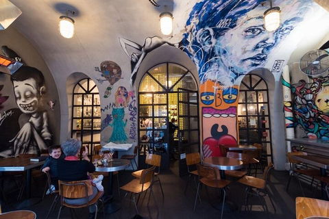Nightlife In Melbourne: St Kilda - QLD Tourism 4