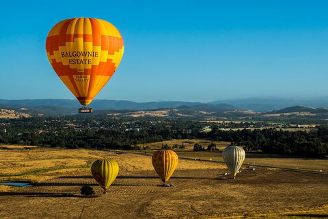 Yarra Valley Balloon Flight And Winery Tour - Queensland Tourism 0