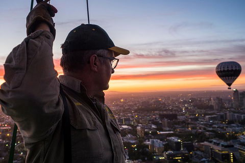 Melbourne Balloon Flight At Sunrise - QLD Tourism 3