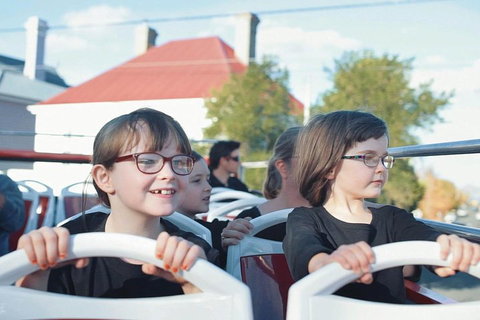 Hobart Hop-on Hop-off Bus Tour - Queensland Tourism 4