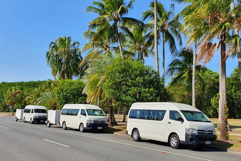 Airport Transfer To Or From Cairns Hotels For Up To 13 People - Queensland Tourism 0