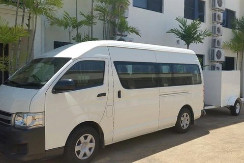 Airport Transfer To Or From Cairns Hotels For Up To 13 People - Queensland Tourism 2