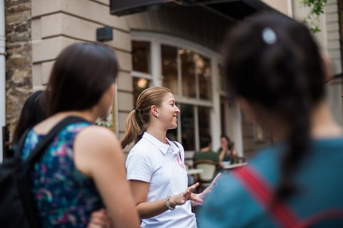 Be An Adelaide Local: Intimate Walk - QLD Tourism 3
