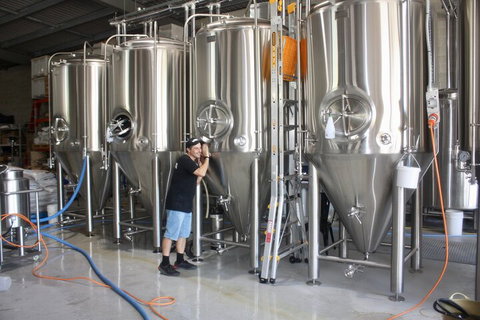 Hipster Sipster Brewery And Distillery Tour - QLD Tourism 1