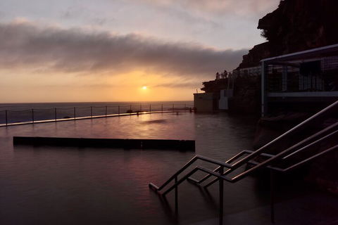 Phone Photography Workshop - Explore Coogee Beach - Queensland Tourism 0
