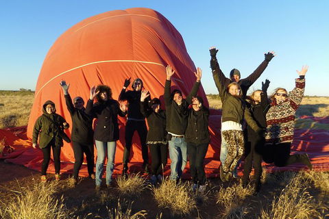 Early Morning Ballooning In Alice Springs - QLD Tourism 5