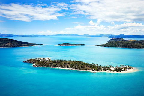 Whitehaven Beach And Daydream Island Cruise - QLD Tourism 5
