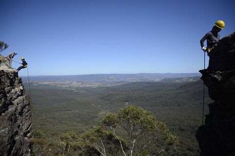 Half-Day Abseiling Adventure In Blue Mountains National Park - Queensland Tourism 0